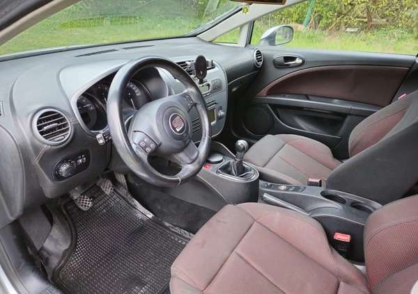 Seat Leon cena 11000 przebieg: 330950, rok produkcji 2005 z Płońsk małe 137